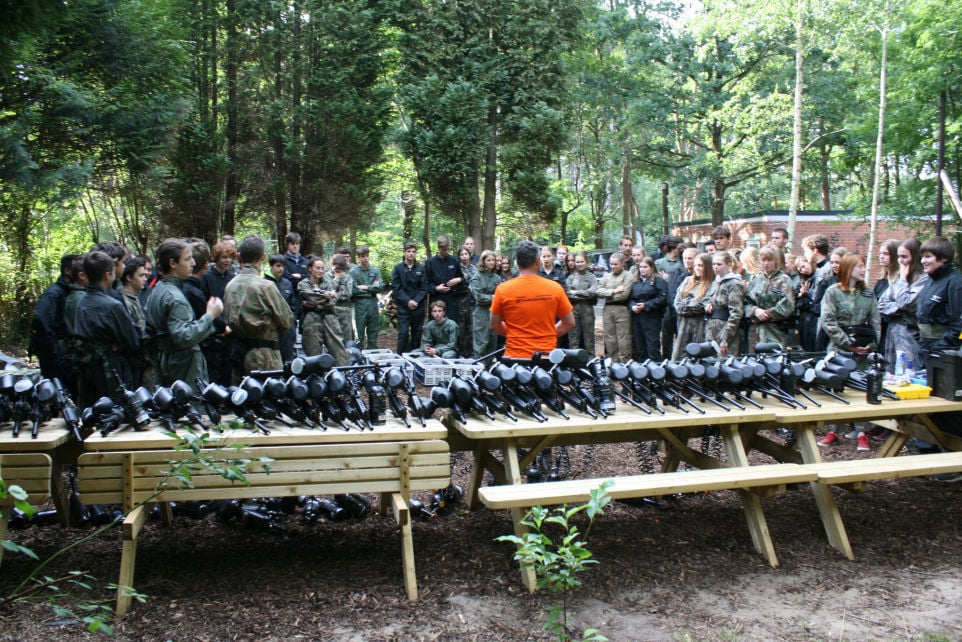 Geniet met je groep van paintball of lasershooting bij The Gathering